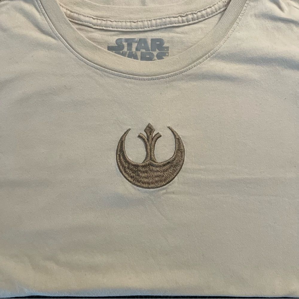 Star Wars OUR UNIVERSE Cream Padmé T-Shirt - Picture 3 of 4